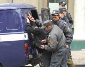Задержано около 900 преступников, находящихся в розыске