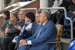 Глава региона положительно оценил ход ремонта новой набережной