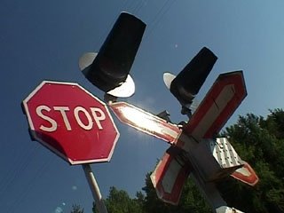В Энгельсе временно закрывается железнодорожный переезд