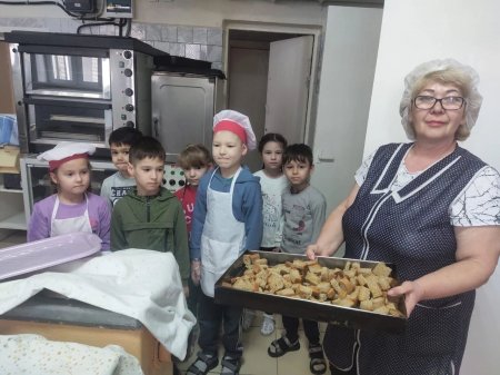 Воспитанники казачьего детского сада приняли участие в Акции "Хлеб Победы"