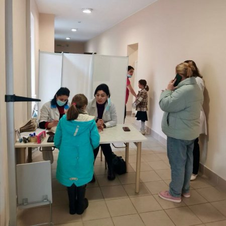 Саратовские врачи-педиатры проводят диспансеризацию абхазских детей
