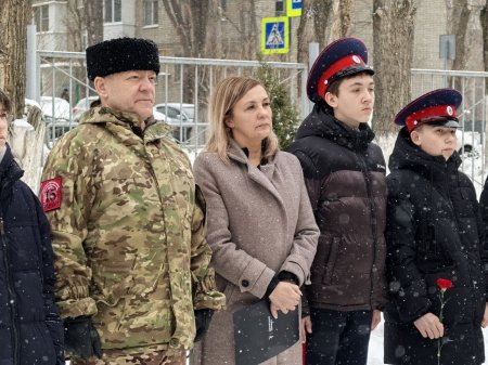 В школе имени героя Советского Союза прошли памятные мерориятия 