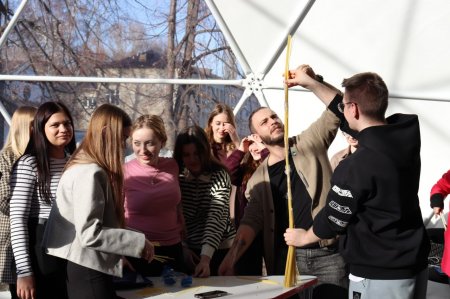 Семья молодых педагогов набирается опыта на весенней школе