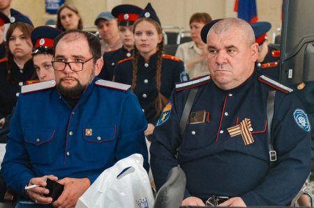 В Саратове начал работу межрегиональный семинар «Волжское казачество» В Саратове начал работу межрегиональный семинар «Волжское казачество»