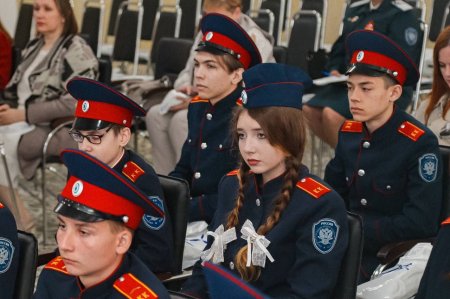 В Саратове начал работу межрегиональный семинар «Волжское казачество» В Саратове начал работу межрегиональный семинар «Волжское казачество»