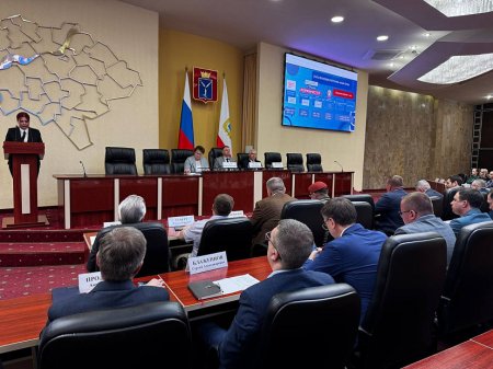 Общественный совет обсудил региональную программу «Наши герои»