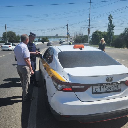 Число такси за полгода в Саратовской области резко выросло