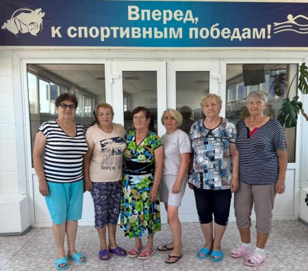 Бассейн для активного долголетия: пенсионеры Балтайского района заботятся о здоровье