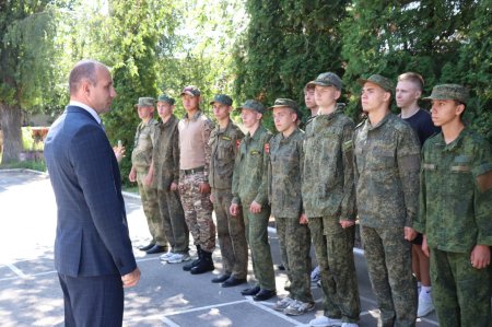 В Саратове началась подготовка юнармейцев к окружным сборам «Гвардеец»