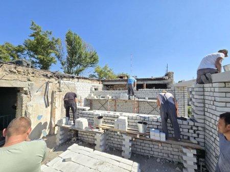 Жителям  пострадавшего в Ершове дома помогут с ремонтом  квартир