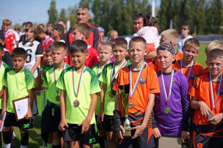 В Саратове прошел главный турнир для тысяч юных спортсменов, которые играют в дворовый футбол