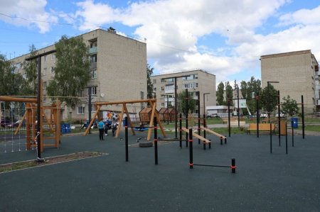 В Аткарске благоустроили два сквера по федеральному проекту
