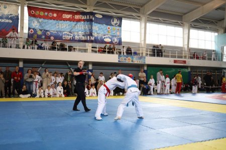 Саратовские спортсмены завоевали 31 медаль на межрегиональных соревнованиях по рукопашному бою