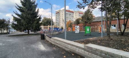 В Балашовском районе благоустроили сквер и городскую площадь в рамках госпрограммы
