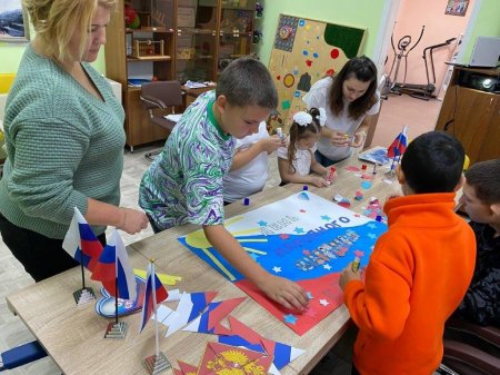 Частушечный батл, национальные хороводы, цемараты и пачаты: в социозащитных учреждениях области встретили День народного единства