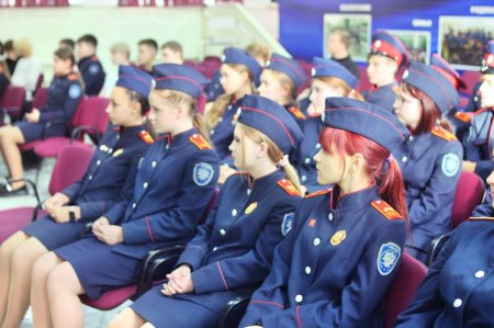 В Саратове почтили память погибших сотрудников органов внутренних дел В Саратове почтили память погибших сотрудников органов внутренних дел
