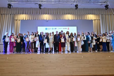В Саратовской области определили лучших молодых педагогов года
