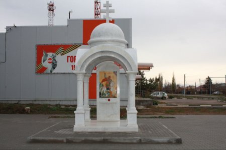 В Ровном открыли пляж и поставили часовню Защитникам Родины