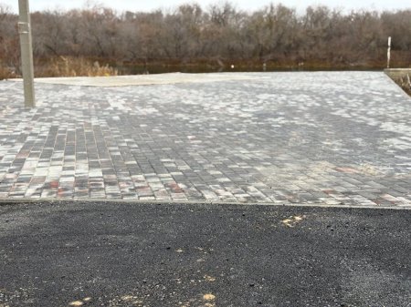 В Пугачеве благоустроили набережную реки Большой Иргиз В Пугачеве благоустроили набережную реки Большой Иргиз
