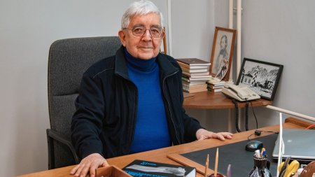 Работа профессора СГУ В.В. Прозорова отмечена почётной грамотой Президента России