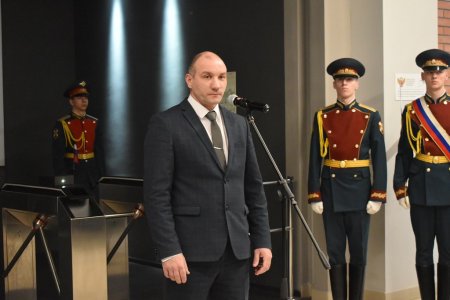 В саратовском историческом парке открылась мультимедийная выставка о Росгвардии В саратовском историческом парке открылась мультимедийная выставка о Росгвардии