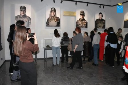 Открылась выставка «Сталь и Нежность» о женщинах-участницах СВО