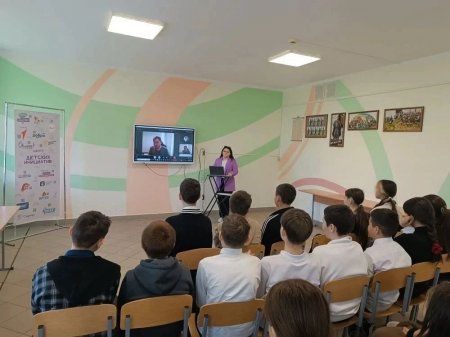 Саратовских школьников научили основам «самозащиты» в киберпространстве  