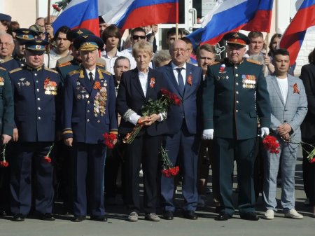 В День Победы во всех муниципальных районах области прошли памятные мероприятия и патриотические акции В День Победы во всех муниципальных районах области прошли памятные мероприятия и патриотические акции