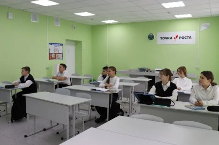 В области функционирует 597 школьных театров, 821 музей, 622 спортивных клуба