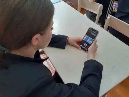 Саратовские школьники узнали, как распознать мошенника в обычном телефонном звонке