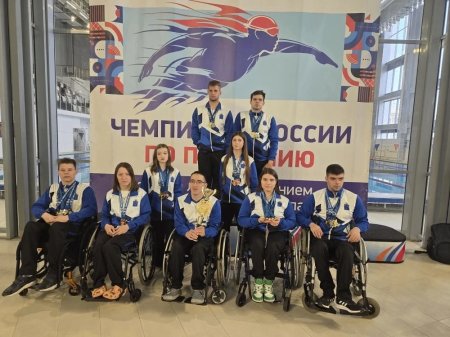 37 медалей и третье командное место завоевали пловцы школы «РиФ» на чемпионате России в Калуге