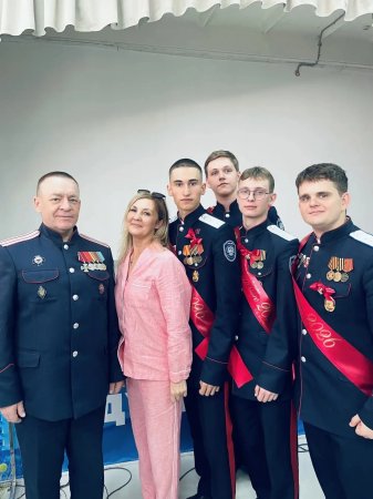 Последний звонок прозвенел для выпускников школы № 43