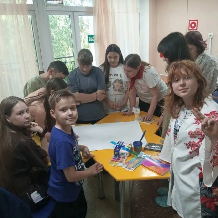 Участники творческой школы готовятся к  театрально-музыкальному перформансу