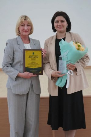 Главный редактор «Шиханских новостей» Валентина Усинова стала обладателем «Хрустального жаворонка»