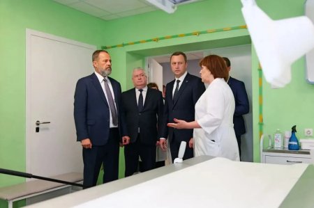 Сегодня в Саратове с рабочим визитом находится полпред Игорь Комаров