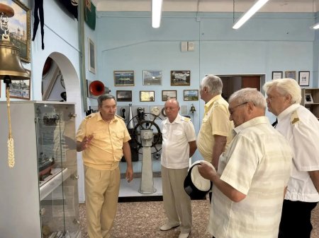 В Саратове прошло торжественное мероприятие, посвященное Дню работников морского и речного флота
