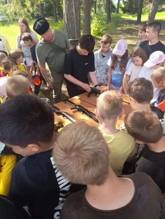 Казаки Балашовского СКО провели патриотическое мероприятие в лагере «Колос» в рамках проекта «Растим патриотов» Казаки Балашовского СКО провели патриотическое мероприятие в лагере «Колос» в рамках проекта «Растим патриотов»
