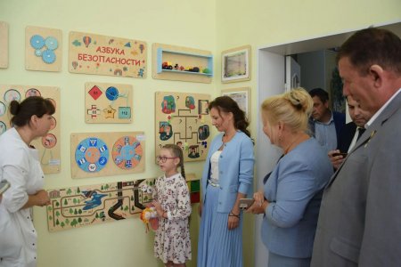 Вице-спикер назвала коллектив Марксовского реабилитационного  Центра для детей уникальной командой