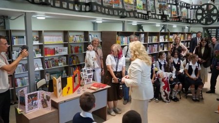 В Детском парке открылась библиотека 