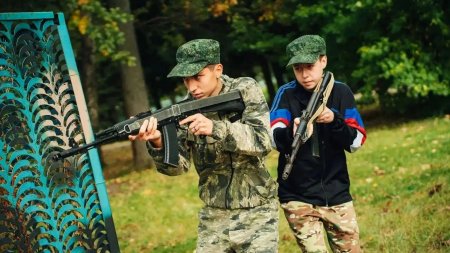 Юнармеец из Саратова показал лучший результат по огневой подготовке на военно-патриотических сборах