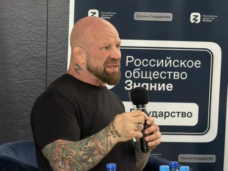 Юные спортсмены Саратовской области встретились с Джеффри Монсоном