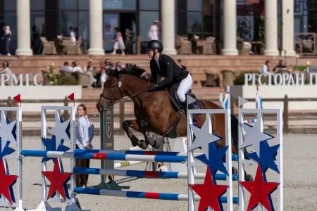 Саратовские спортсмены - на пьедестале Всероссийских соревнований по конному спорту