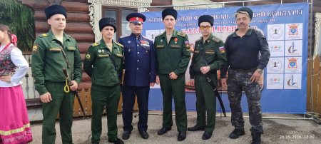 Фестиваль казачьей культуры «Казачьи кренделя» прошел в Саратове Фестиваль казачьей культуры «Казачьи кренделя» прошел в Саратове