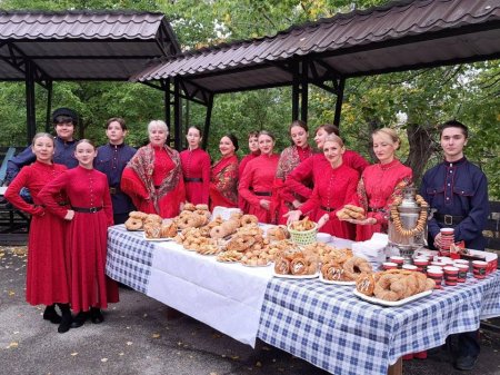Фестиваль казачьей культуры «Казачьи кренделя» прошел в Саратове