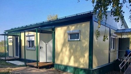 В Петровском районе завершена установка двух модульных ФАПов