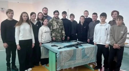 Петровское казачество воспитывает патриотов: в Новозахаркино прошел урок мужества