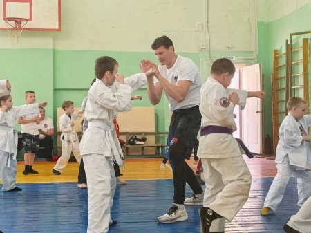 В Саратове прошла Стратегическая сессия «Волжское казачество» В Саратове прошла Стратегическая сессия «Волжское казачество»